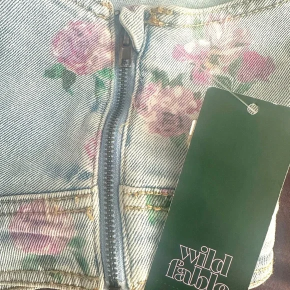 NWT Wild Fable Floral Blue/Pink Denim Crop Top Size XL - Picture 11 of 12